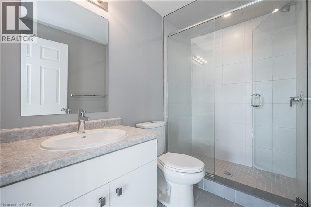 2 OAT Lane, Kitchener, Ontario, N2R0T1 — Photo 17