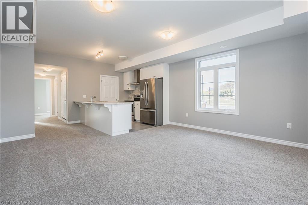 2 OAT Lane, Kitchener, Ontario, N2R0T1 — Photo 4