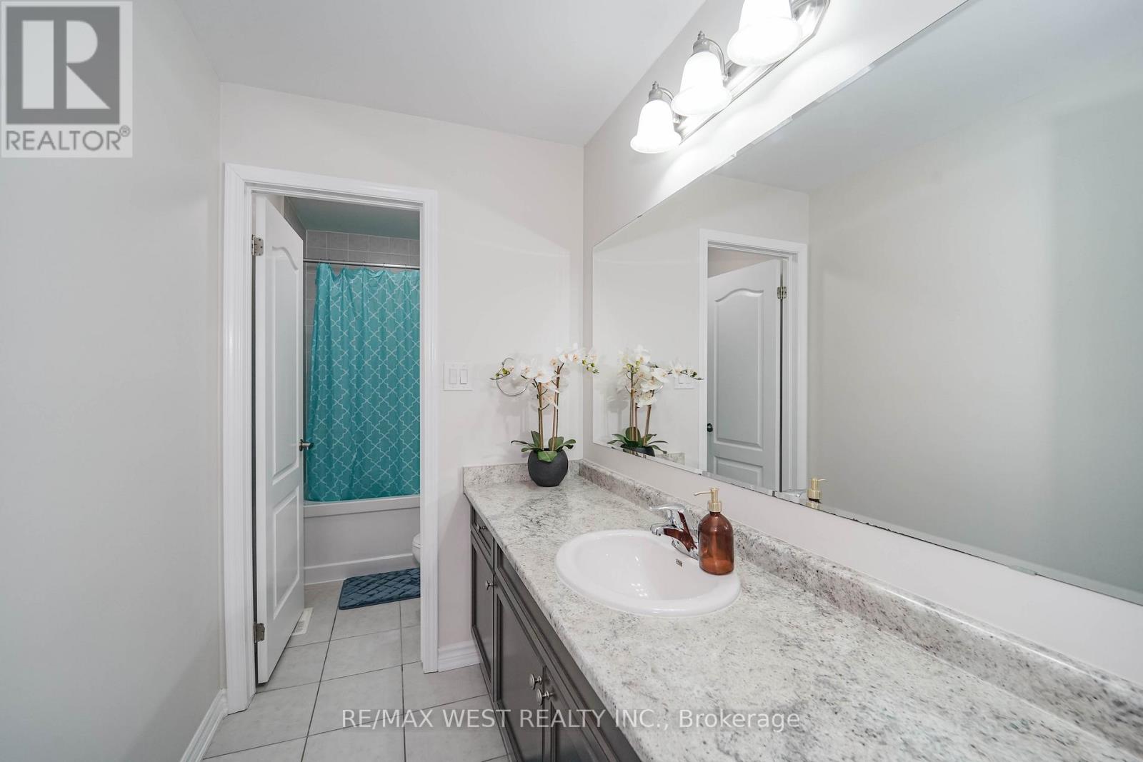 7 ALDERSGATE DRIVE, Brampton (Northwest Brampton), Ontario, L7A4A9 — Photo 13