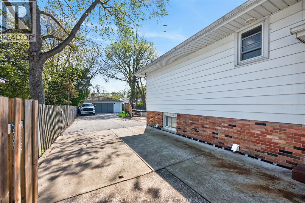 226 EDGEWATER BOULEVARD, Tecumseh, Ontario, N8N2H2 — Photo 32