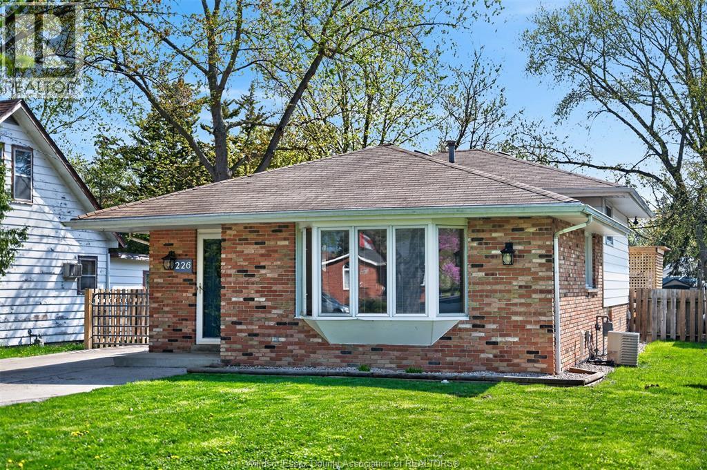 226 EDGEWATER BOULEVARD, Tecumseh, Ontario, N8N2H2 — Photo 42