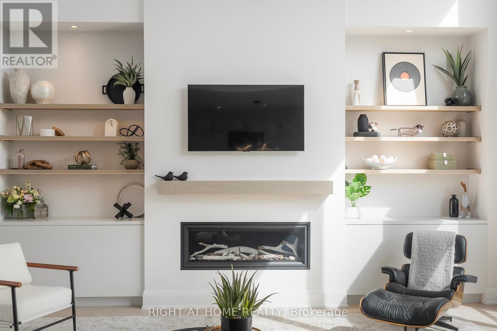 110 SLADDEN COURT, Blue Mountains, Ontario, N0H2P0 — Photo 6