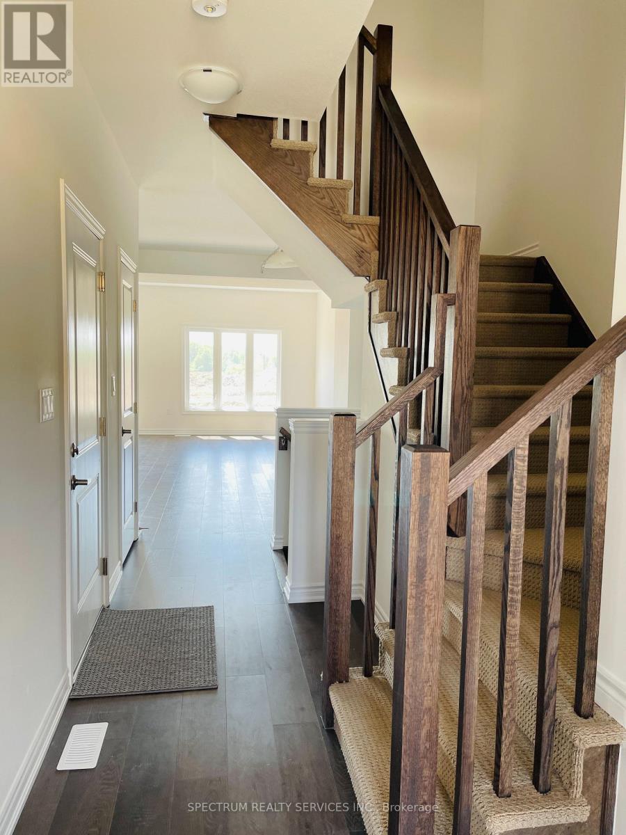 41 JUNE CALLWOOD WAY, Brantford, Ontario, N3T0V1 — Photo 2