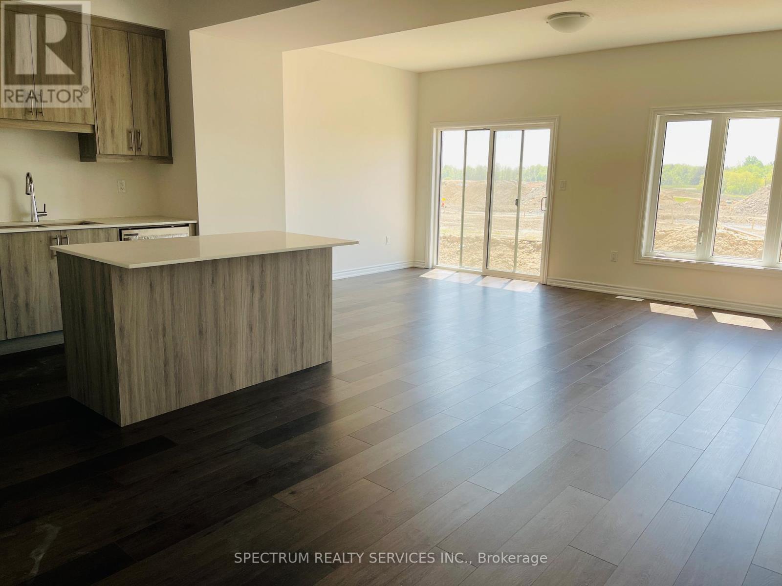 41 JUNE CALLWOOD WAY, Brantford, Ontario, N3T0V1 — Photo 4