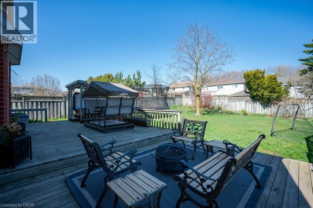 44 LORILEE Crescent, Kitchener, Ontario, N2N2J3 — Photo 33