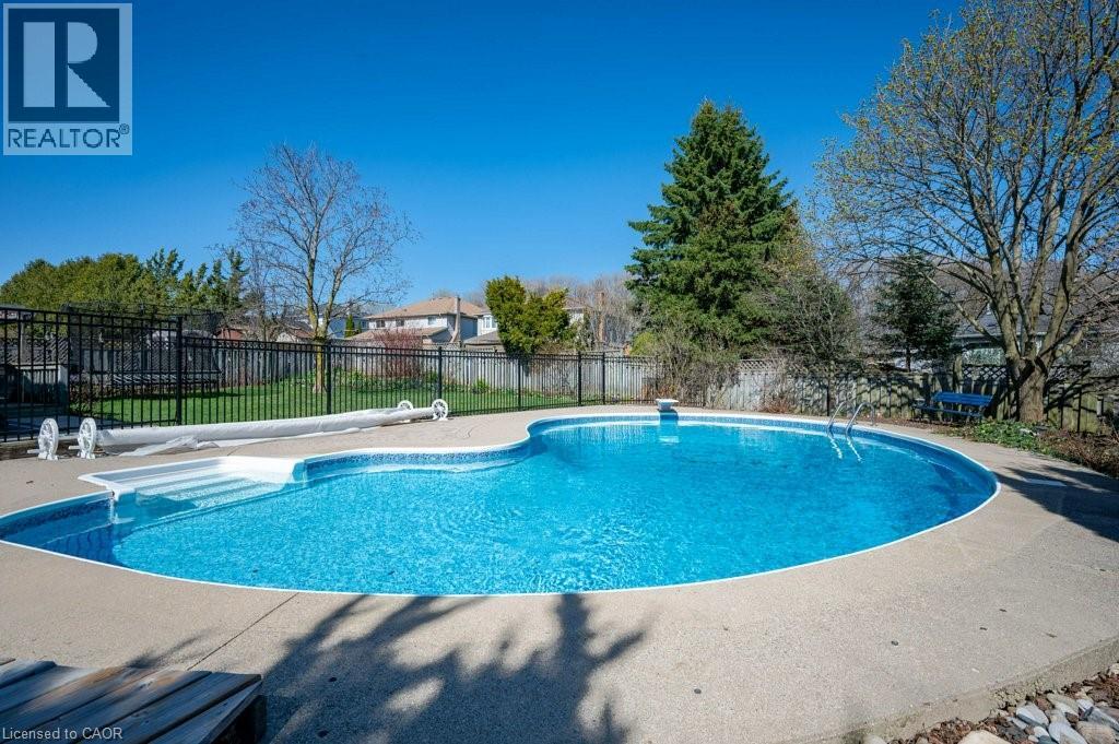 44 LORILEE Crescent, Kitchener, Ontario, N2N2J3 — Photo 41
