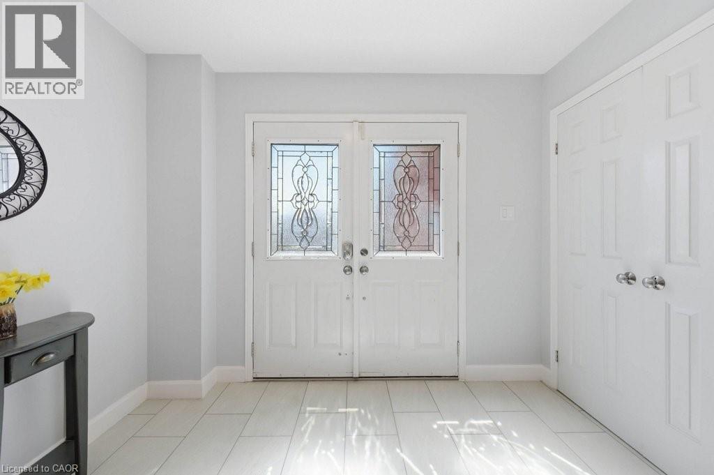 44 LORILEE Crescent, Kitchener, Ontario, N2N2J3 — Photo 5