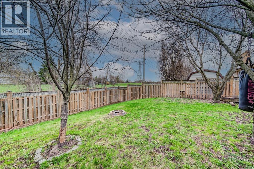 183 DINISON Crescent, Kitchener, Ontario, N2E2S6 — Photo 30