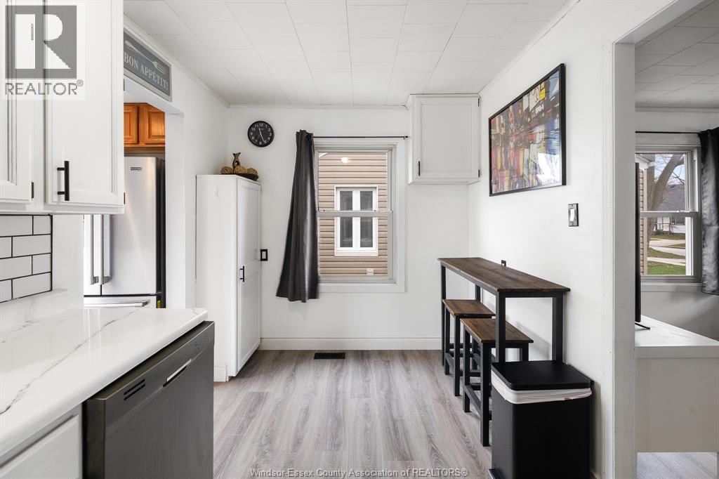 2228 Elsmere AVENUE, Windsor, Ontario, N8W2C6 — Photo 18