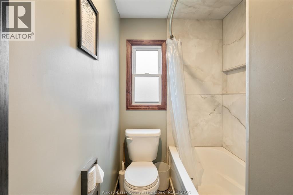 2228 Elsmere AVENUE, Windsor, Ontario, N8W2C6 — Photo 28