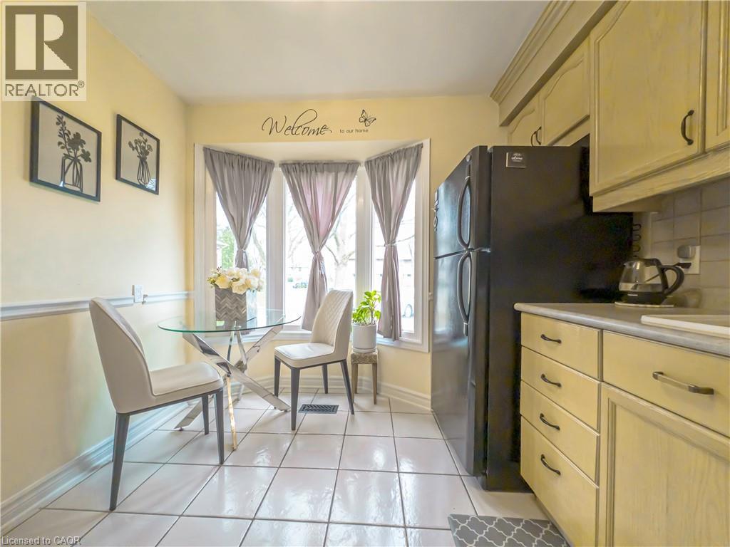 18 BARRY Street Unit# 19, St. Catharines, Ontario, L2R7J6 — Photo 10