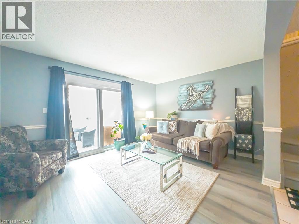 18 BARRY Street Unit# 19, St. Catharines, Ontario, L2R7J6 — Photo 19