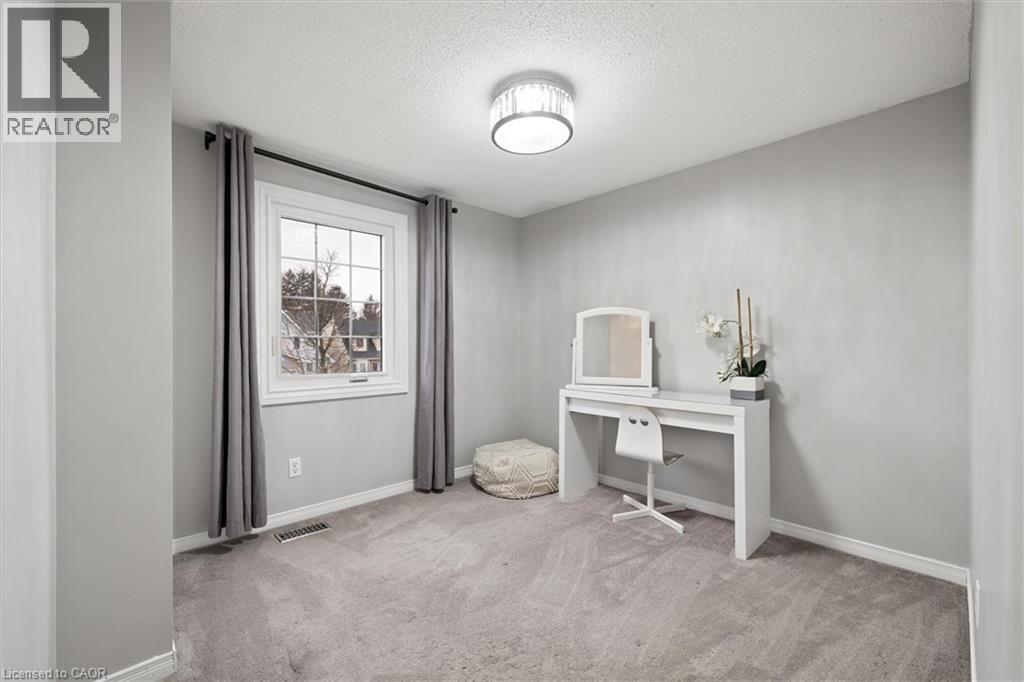 14 WYCLIFFE Place, Kitchener, Ontario, N2M5J7 — Photo 20