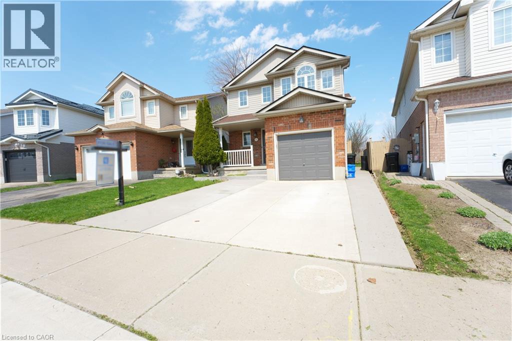 11 LEMONBALM Street, Kitchener, Ontario, N2E1Z7 — Photo 3