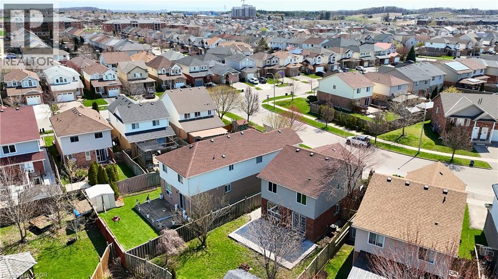 11 LEMONBALM Street, Kitchener, Ontario, N2E1Z7 — Photo 31