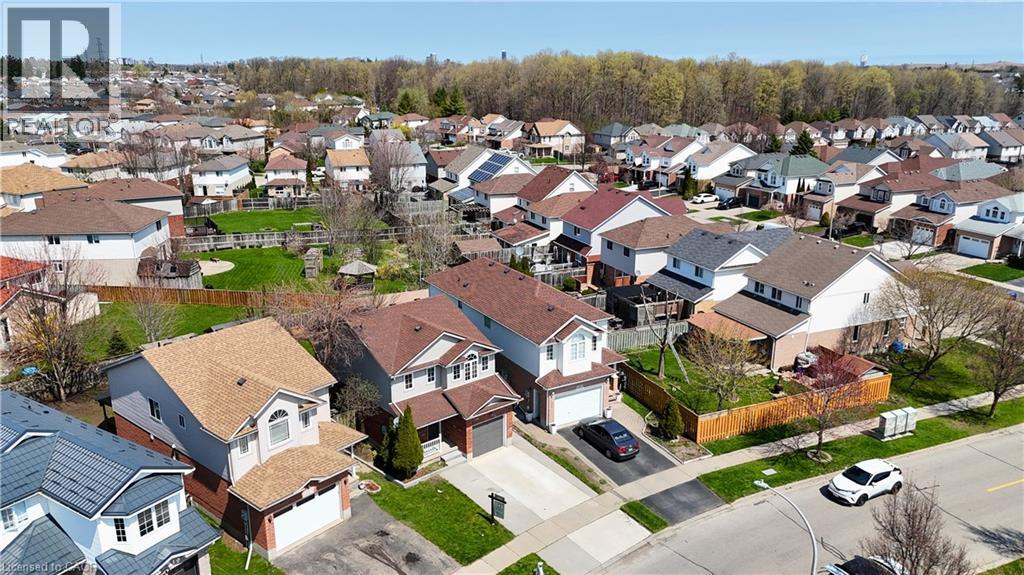 11 LEMONBALM Street, Kitchener, Ontario, N2E1Z7 — Photo 33