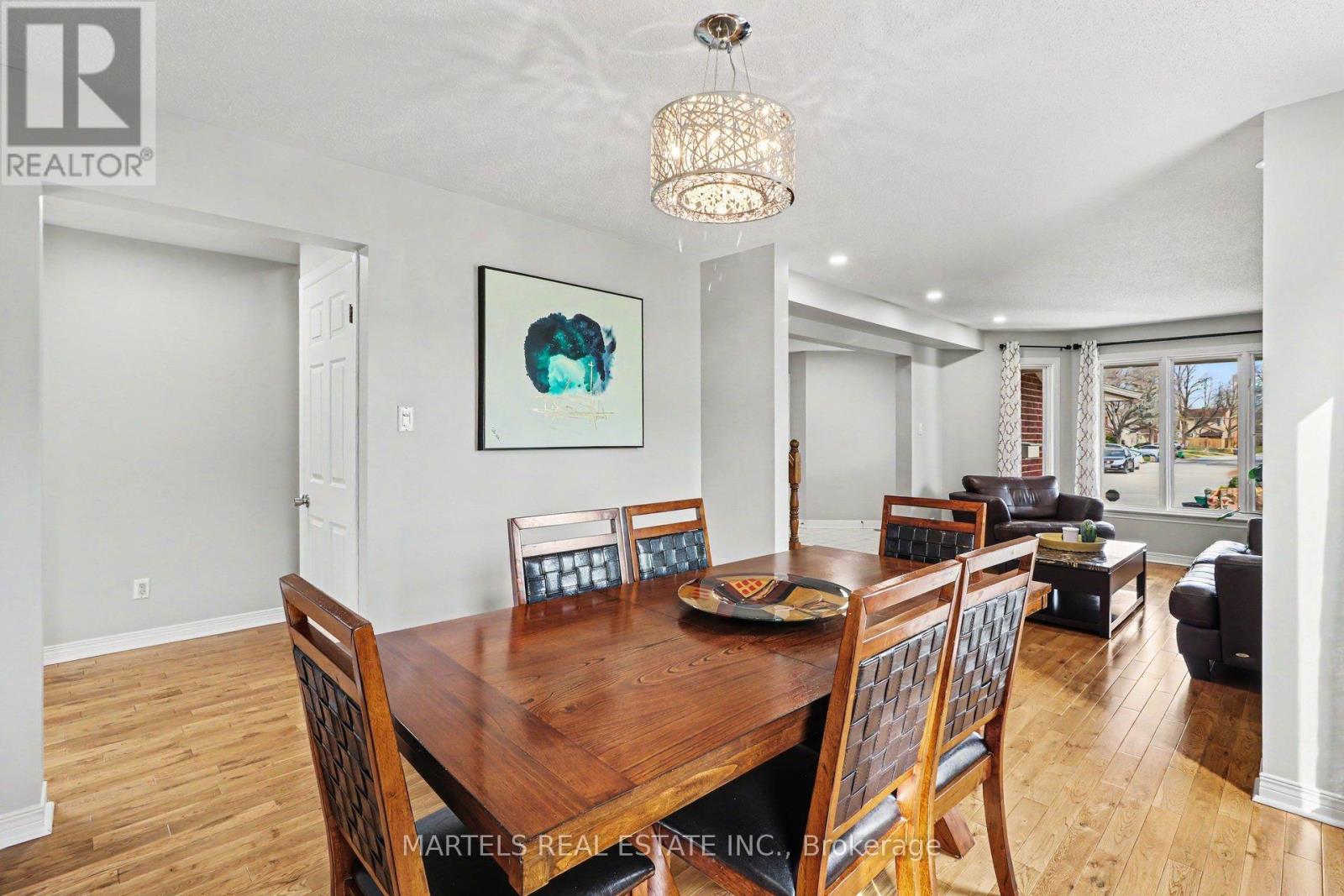 1113 SAINT-EMMANUEL TERRACE, Ottawa, Ontario, K1C2J6 — Photo 4