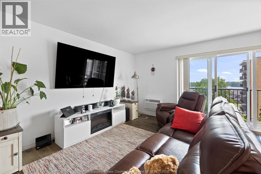 8591 Riverside Dr. E. Unit# 802, Windsor, Ontario, N8S1G3 — Photo 4