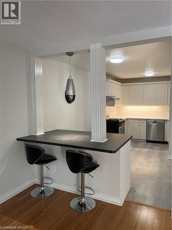 2301 CAVENDISH Drive Unit# 99, Burlington, Ontario, L7P3M3 — Photo 12