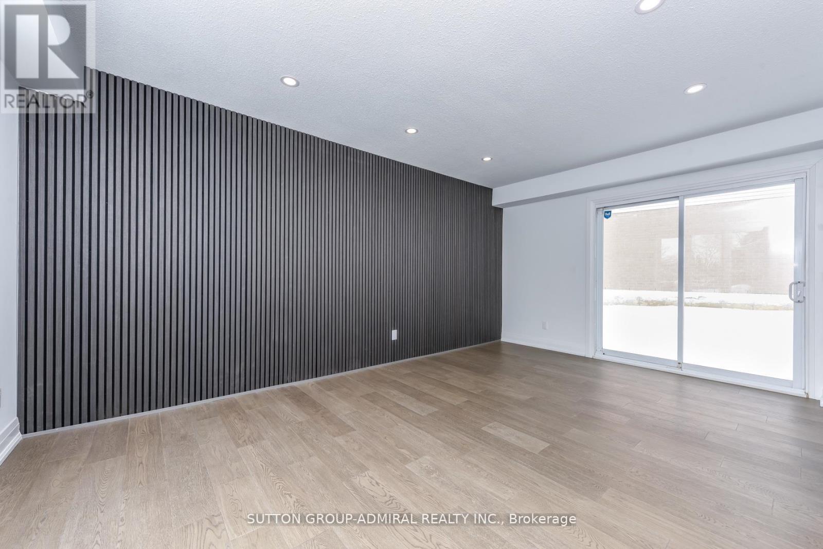 4 HARDCASTLE COURT, Brampton (Central Park), Ontario, L6S2A9 — Photo 12