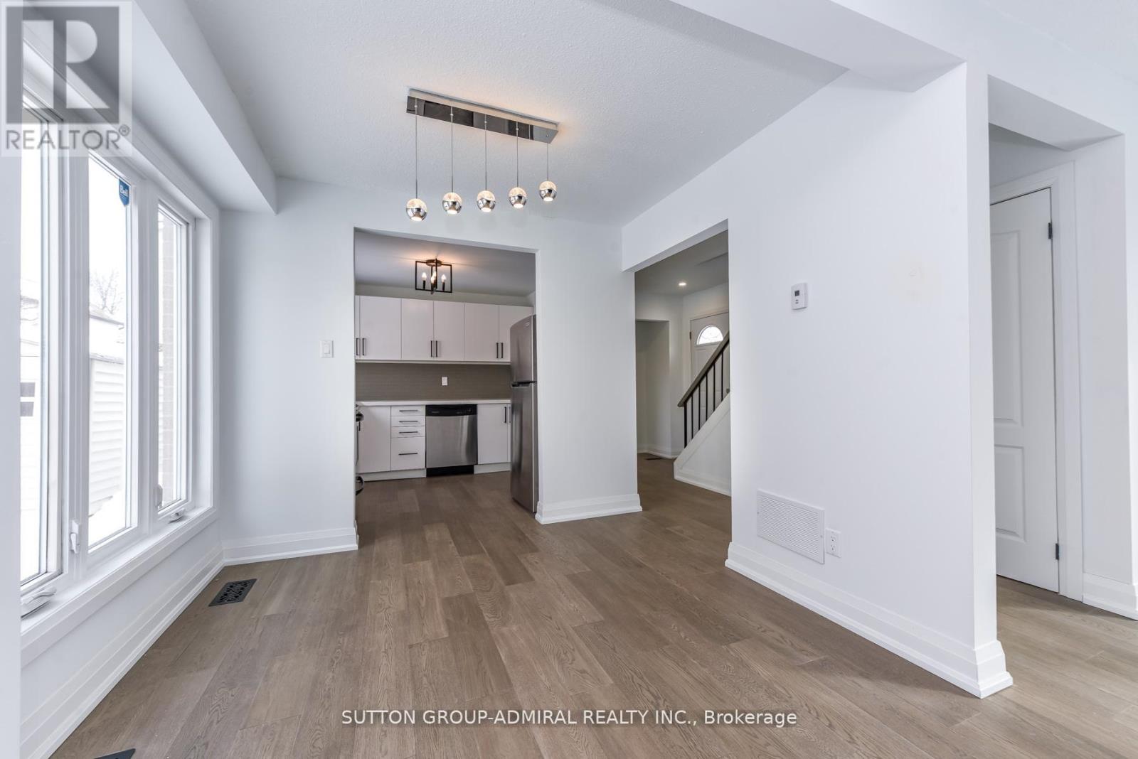 4 HARDCASTLE COURT, Brampton (Central Park), Ontario, L6S2A9 — Photo 15