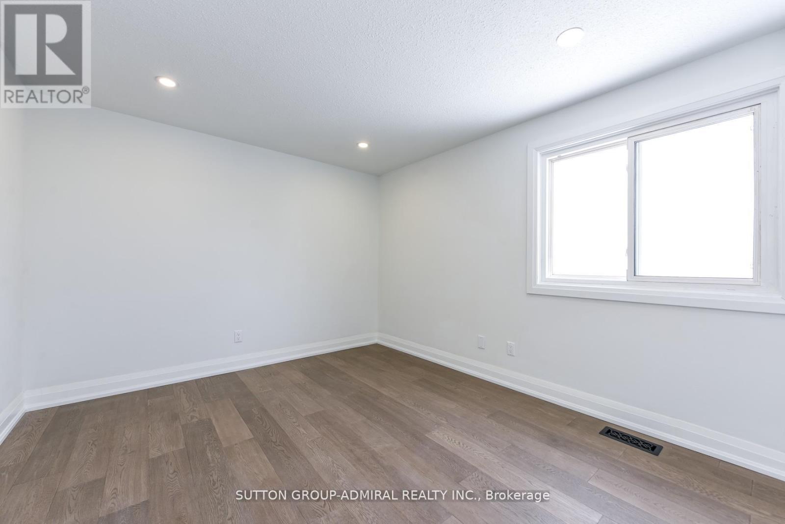 4 HARDCASTLE COURT, Brampton (Central Park), Ontario, L6S2A9 — Photo 20
