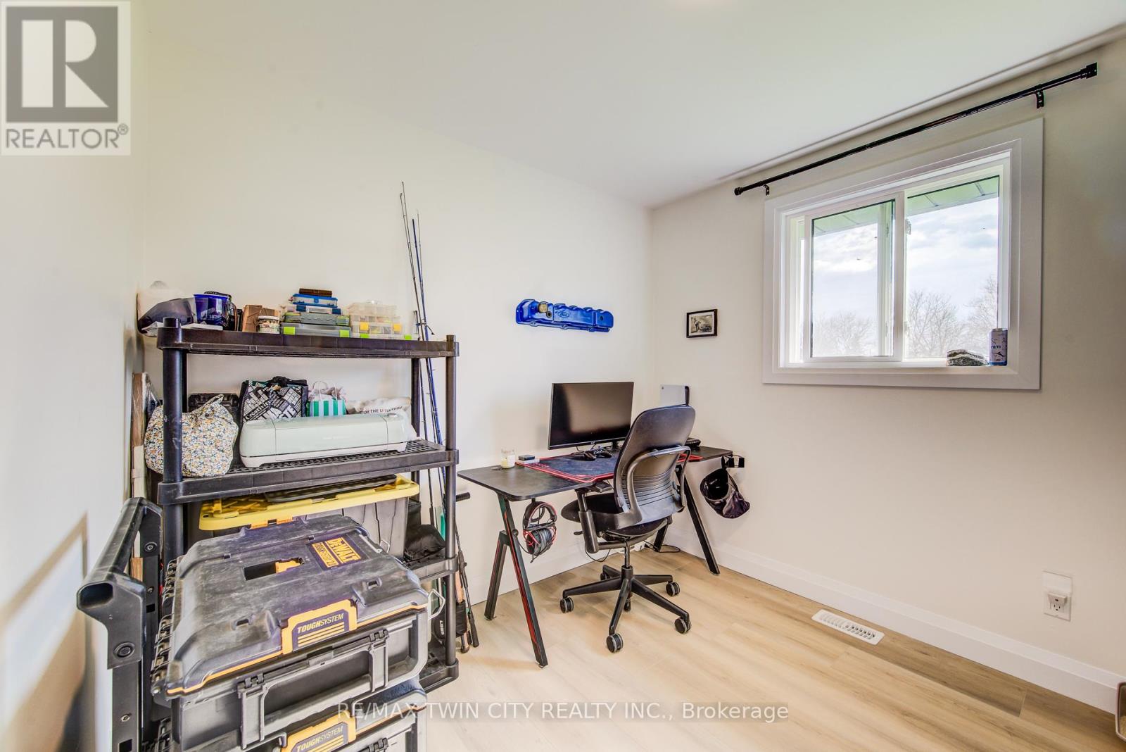 183 DINISON CRESCENT, Kitchener, Ontario, N2E2S6 — Photo 19