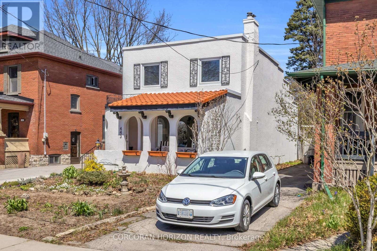 443 DUKE STREET, Waterloo, Ontario, N3H3S9 — Photo 2