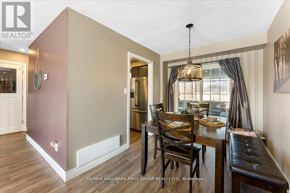 398 DEAN AVENUE, Oshawa (Central), Ontario, L1H3E2 — Photo 7