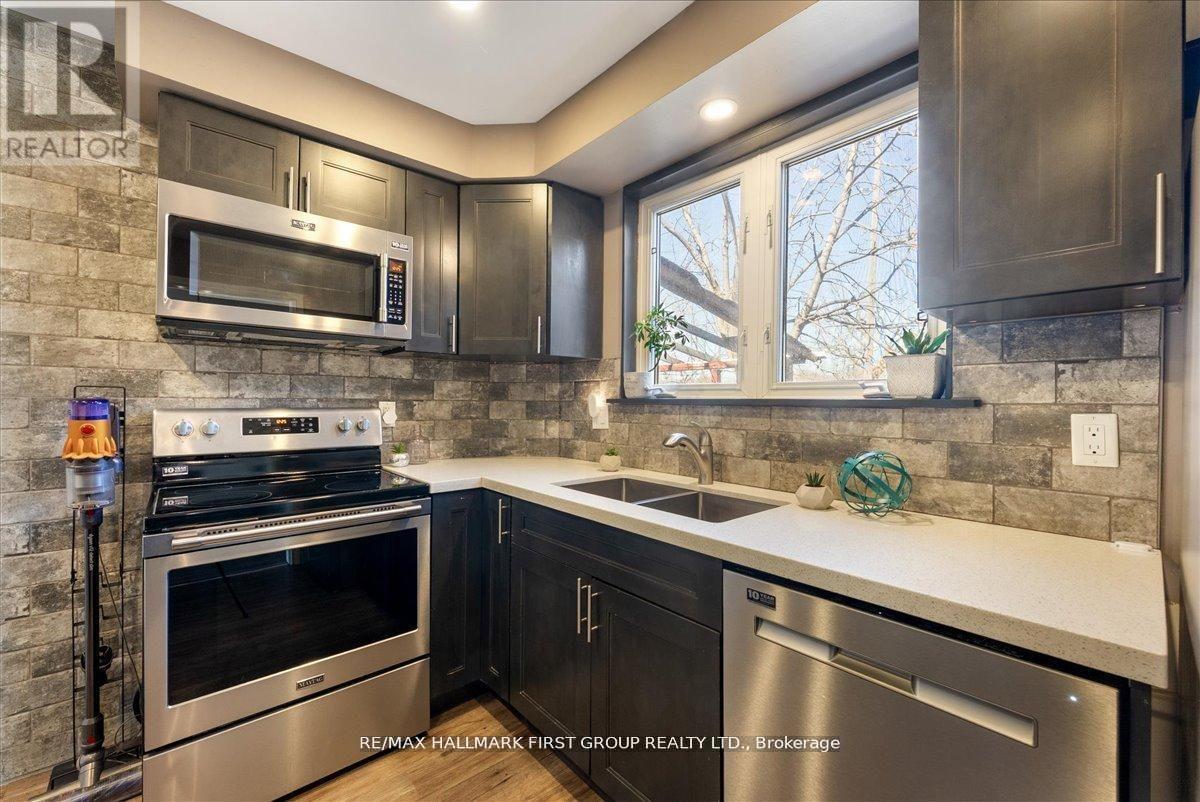 398 DEAN AVENUE, Oshawa (Central), Ontario, L1H3E2 — Photo 8