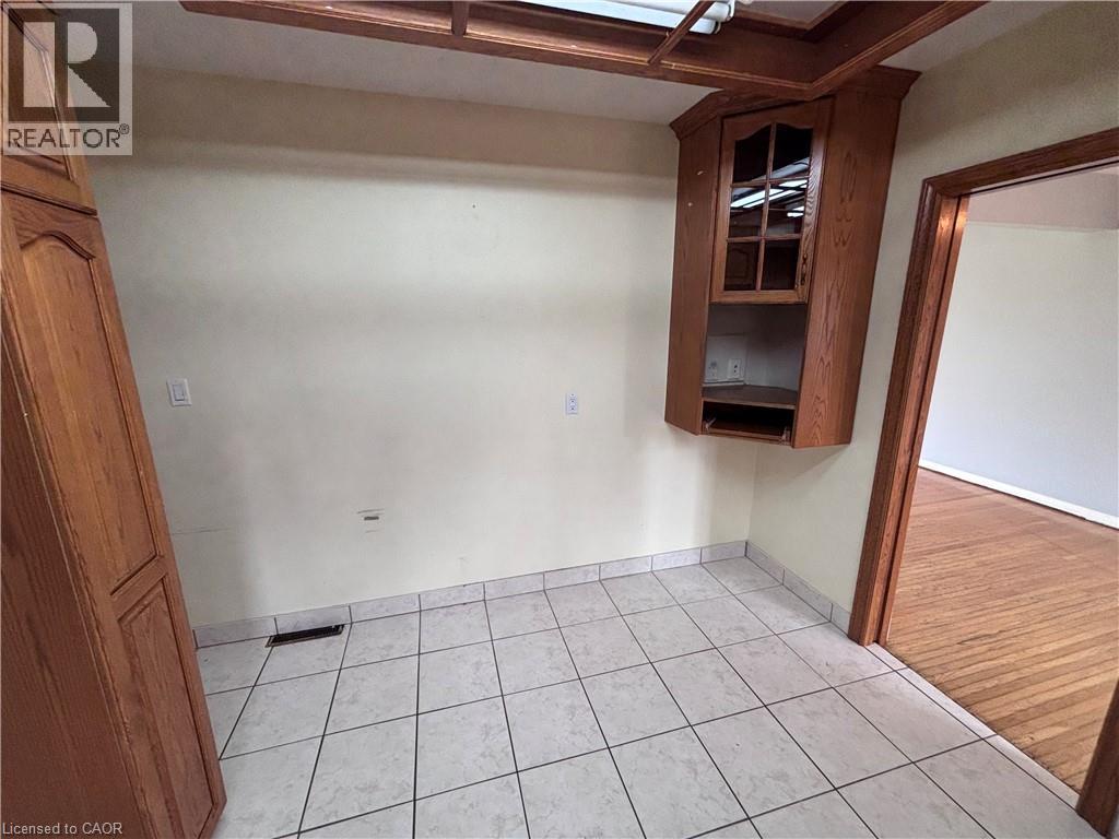 4 BEECHWOOD Court, St. Catharines, Ontario, L2N3H7 — Photo 11