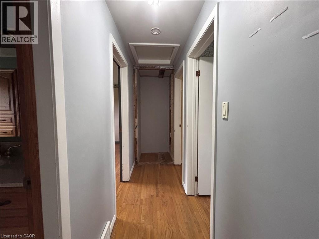 4 BEECHWOOD Court, St. Catharines, Ontario, L2N3H7 — Photo 16