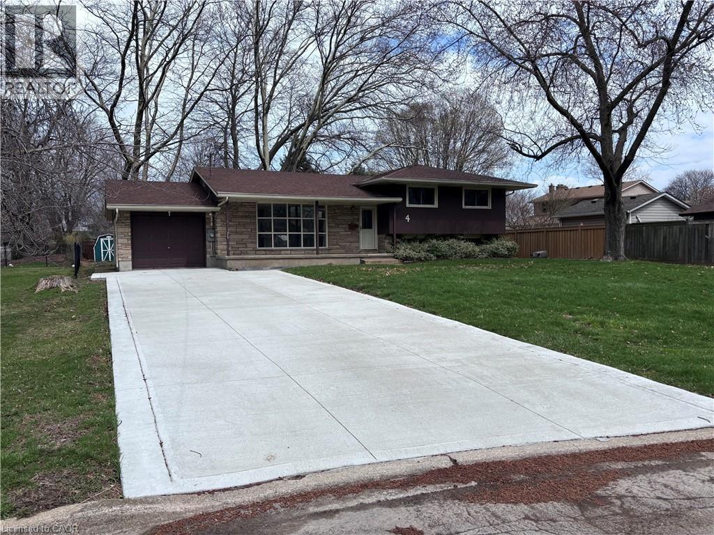 4 BEECHWOOD Court, St. Catharines, Ontario, L2N3H7 — Photo 2