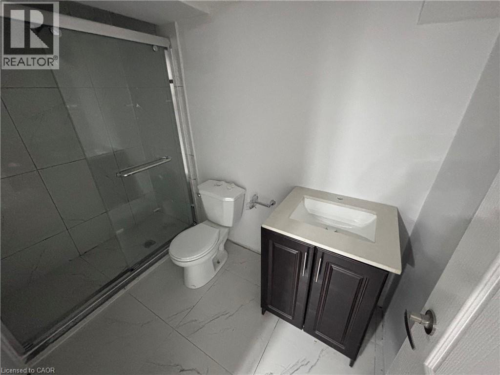 4 BEECHWOOD Court, St. Catharines, Ontario, L2N3H7 — Photo 23