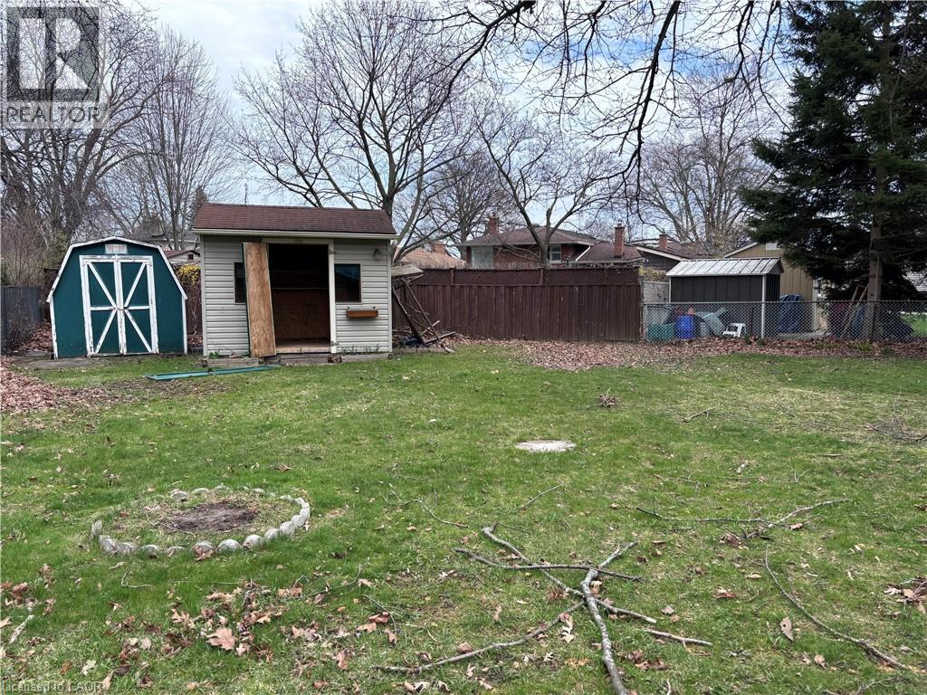 4 BEECHWOOD Court, St. Catharines, Ontario, L2N3H7 — Photo 27