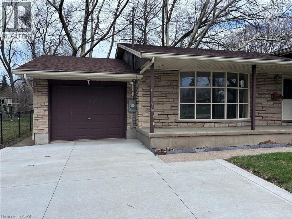 4 BEECHWOOD Court, St. Catharines, Ontario, L2N3H7 — Photo 4