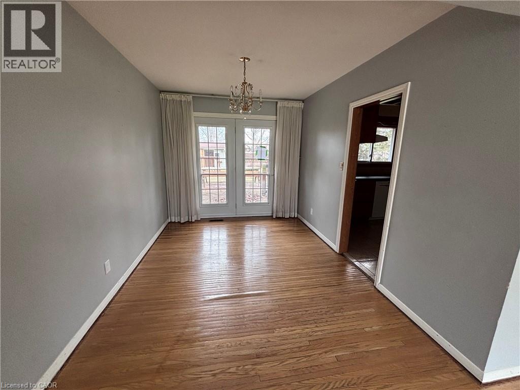 4 BEECHWOOD Court, St. Catharines, Ontario, L2N3H7 — Photo 7