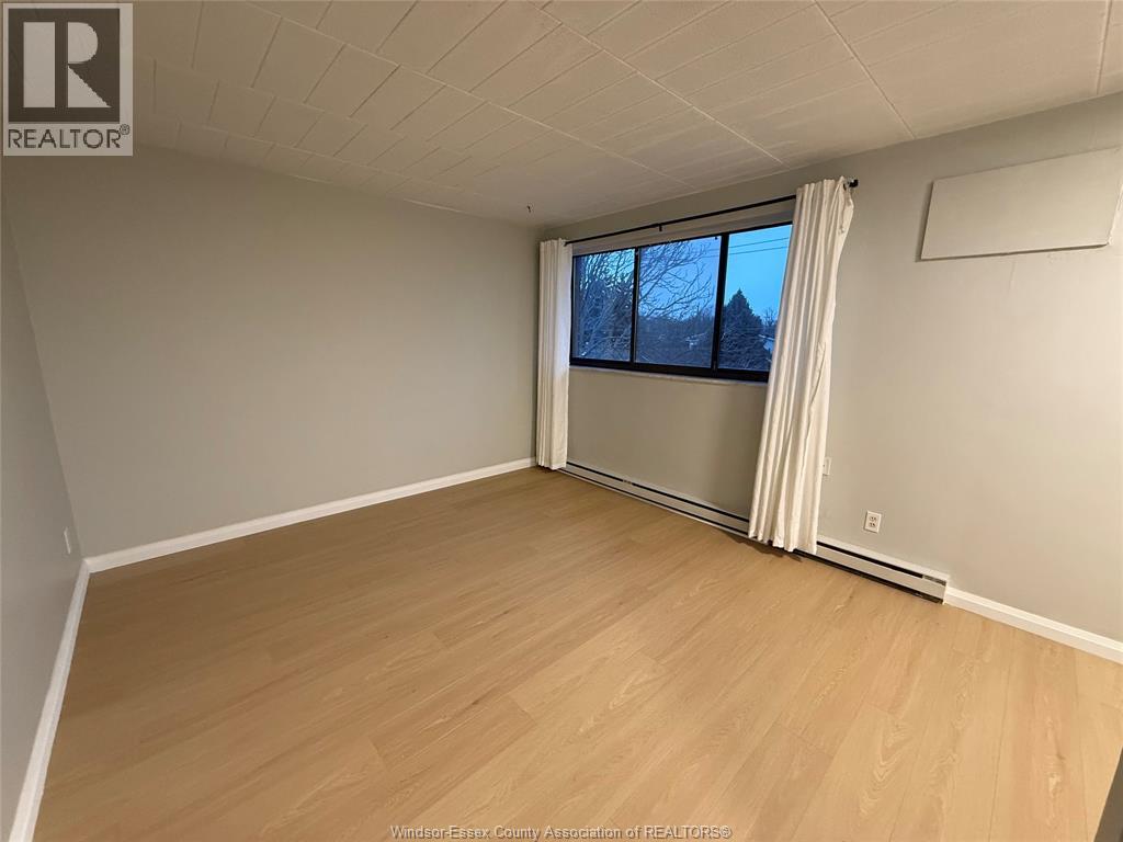 1547 PELLETIER Unit# 8, Windsor, Ontario, N9B1S4 — Photo 3