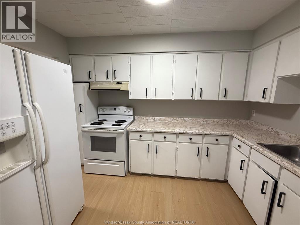 1547 PELLETIER Unit# 8, Windsor, Ontario, N9B1S4 — Photo 6