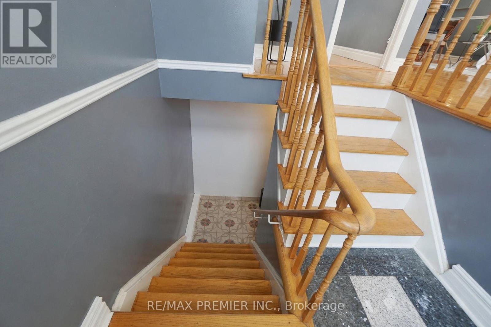 258 GRANDRAVINE DRIVE, Toronto (Glenfield-Jane Heights), Ontario, M3N1J3 — Photo 5