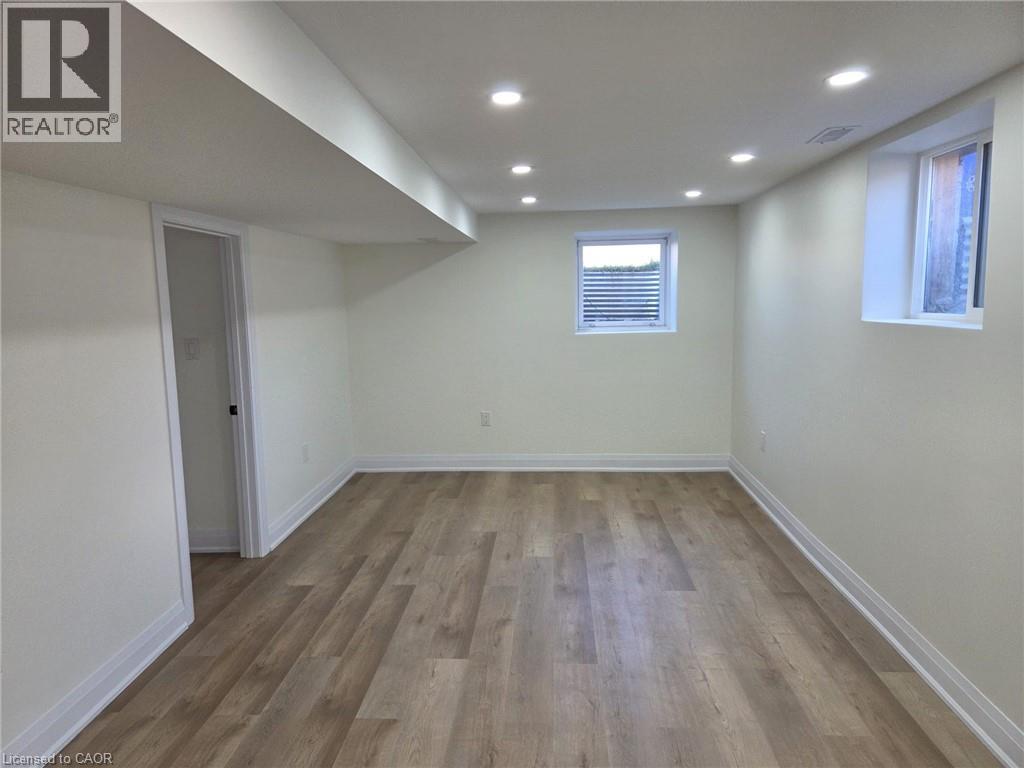 12 FERNDALE Avenue Unit# Lower, St. Catharines, Ontario, L2P1V3 — Photo 11