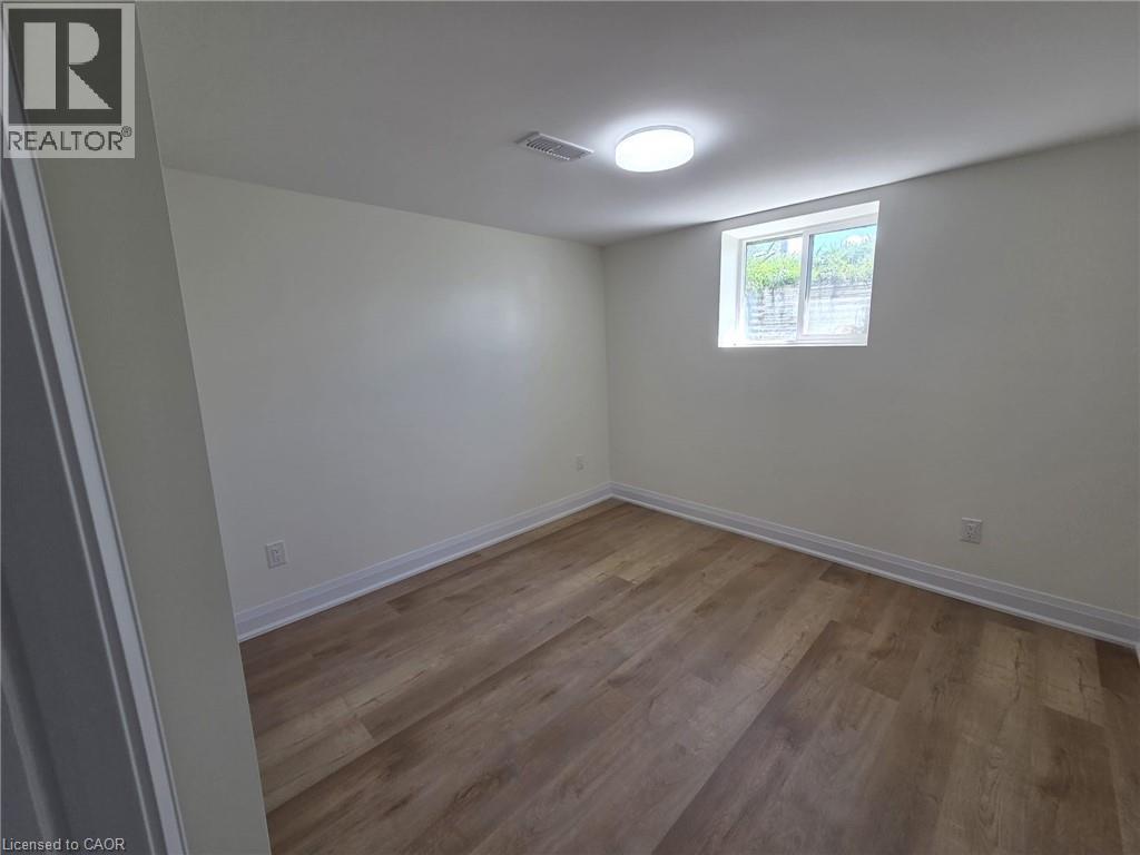12 FERNDALE Avenue Unit# Lower, St. Catharines, Ontario, L2P1V3 — Photo 12