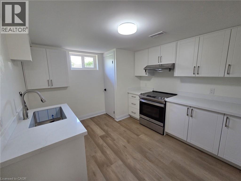 12 FERNDALE Avenue Unit# Lower, St. Catharines, Ontario, L2P1V3 — Photo 6
