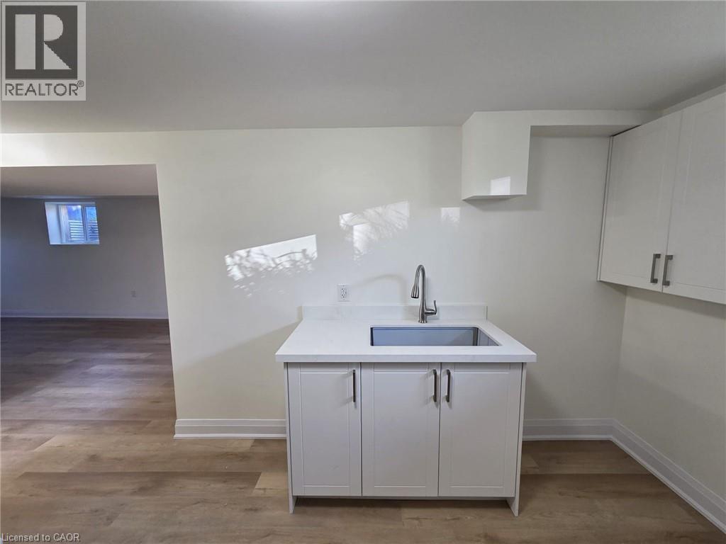 12 FERNDALE Avenue Unit# Lower, St. Catharines, Ontario, L2P1V3 — Photo 8