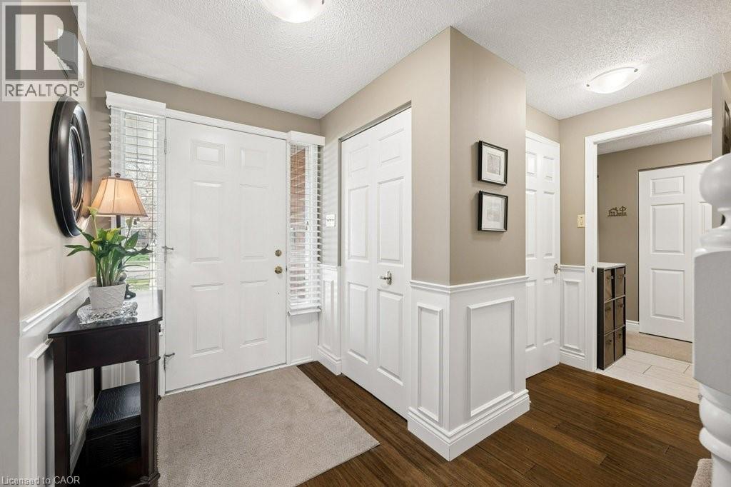 517 WESTFIELD Drive, Waterloo, Ontario, N2T2C7 — Photo 6
