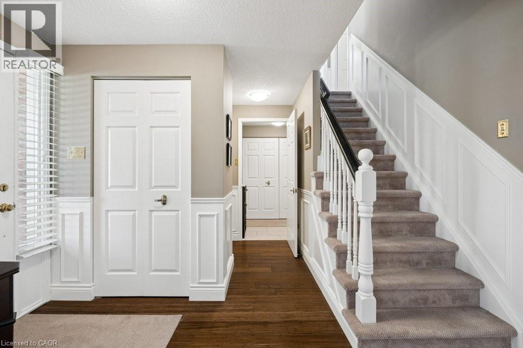 517 WESTFIELD Drive, Waterloo, Ontario, N2T2C7 — Photo 7