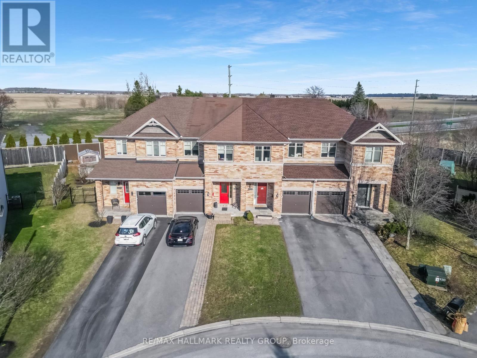 1998 PENNYROYAL CRESCENT, Ottawa, Ontario, K4A0S7 — Photo 2