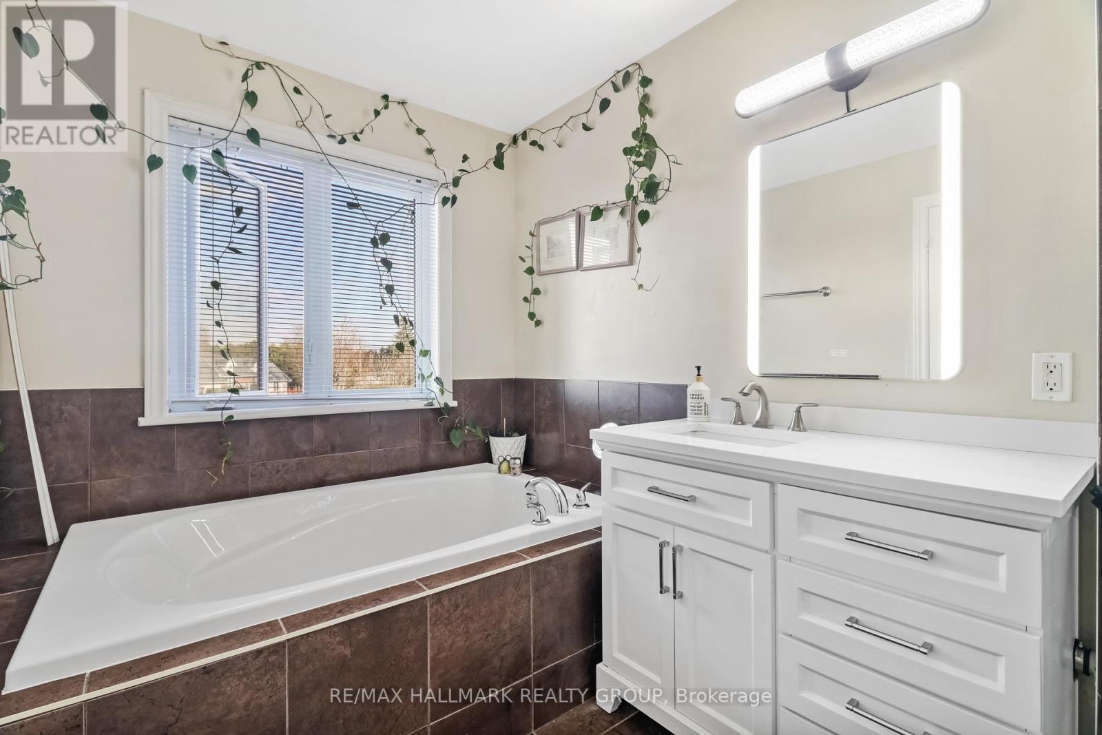 1998 PENNYROYAL CRESCENT, Ottawa, Ontario, K4A0S7 — Photo 22