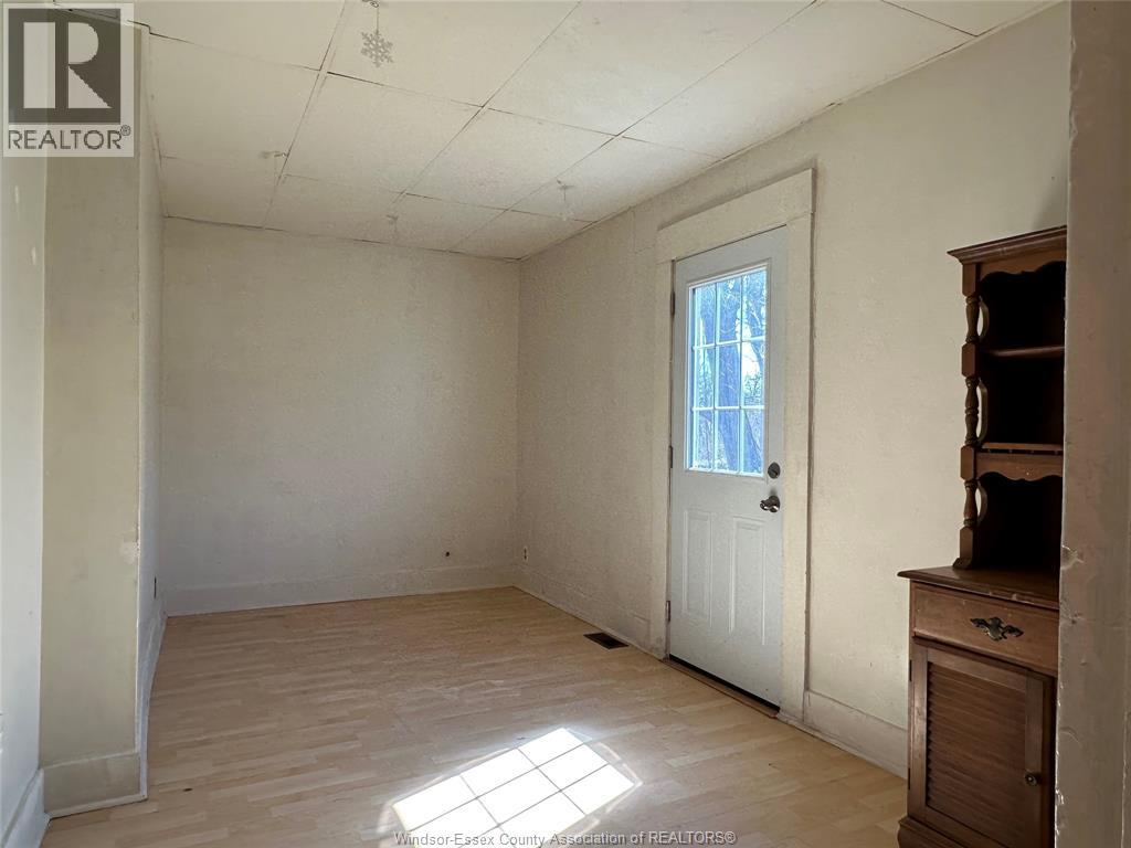 414 CRAWFORD AVENUE, Windsor, Ontario, N9A5C4 — Photo 3