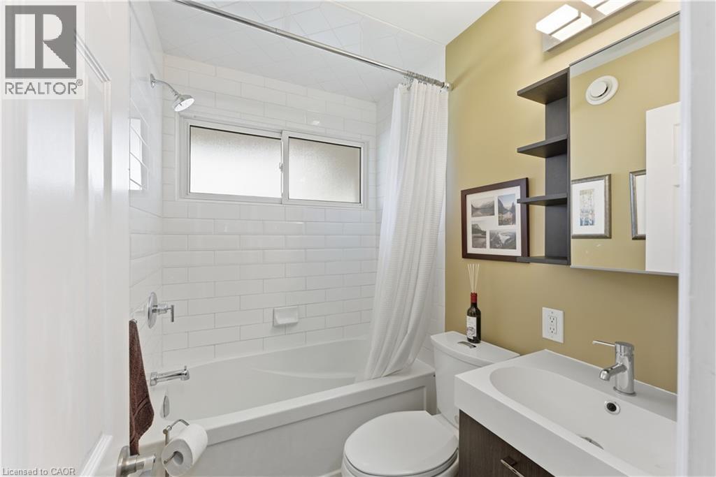 6596 HUGGINS Street, Niagara Falls, Ontario, L2J1H4 — Photo 16